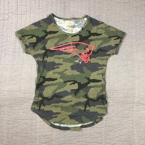 New England Patriots T Shirt Women XS 0-1 Junior NFL Graphic Tee Camo Camouflage